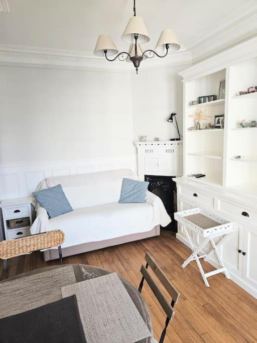 Appartement Paris, Mon Amour Charmant T2 Balcons à Vincennes Extérieur photo